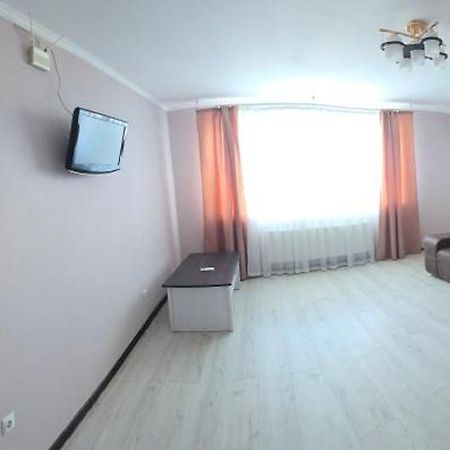 Apartment On Parkovaya Chornomorsk Exterior photo